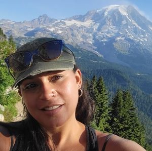 Meet your Posher, Shalina